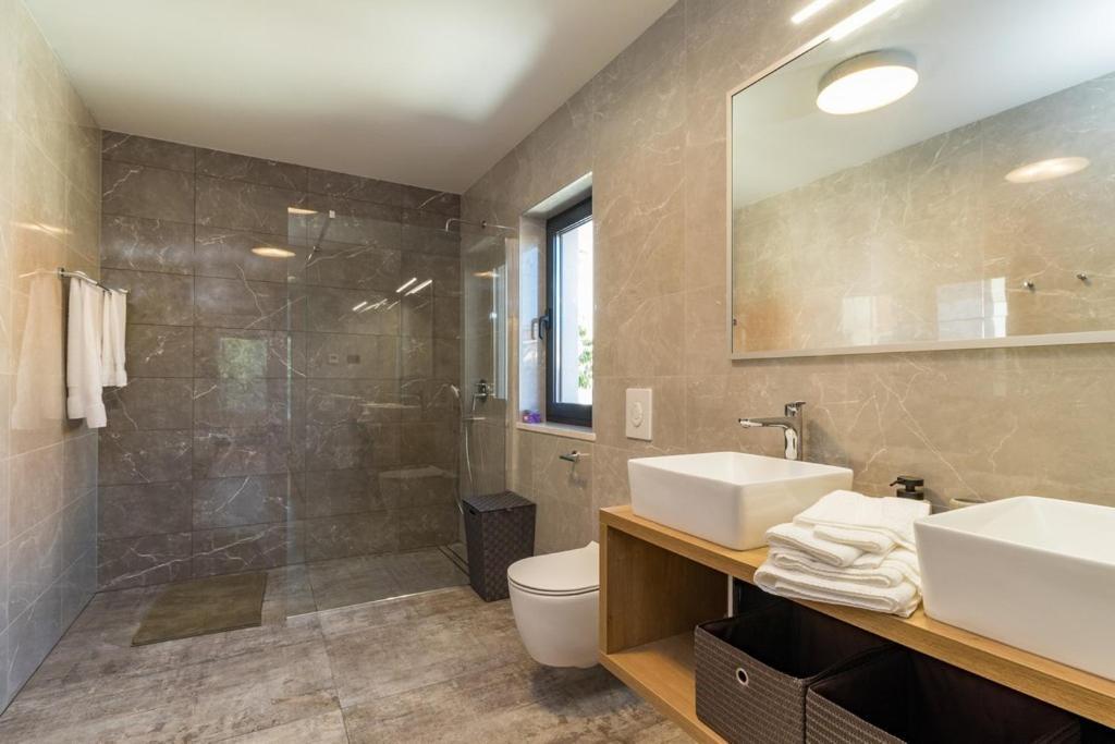 Villa Munat Ližnjan エクステリア 写真