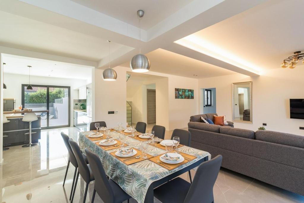 Villa Munat Ližnjan エクステリア 写真