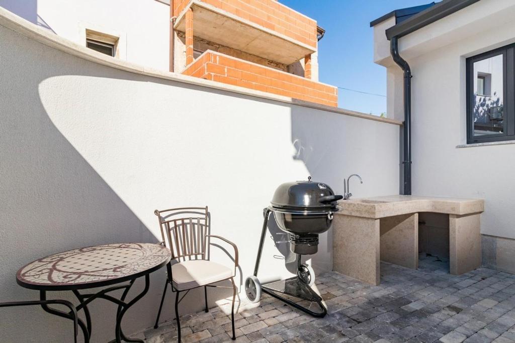 Villa Munat Ližnjan エクステリア 写真